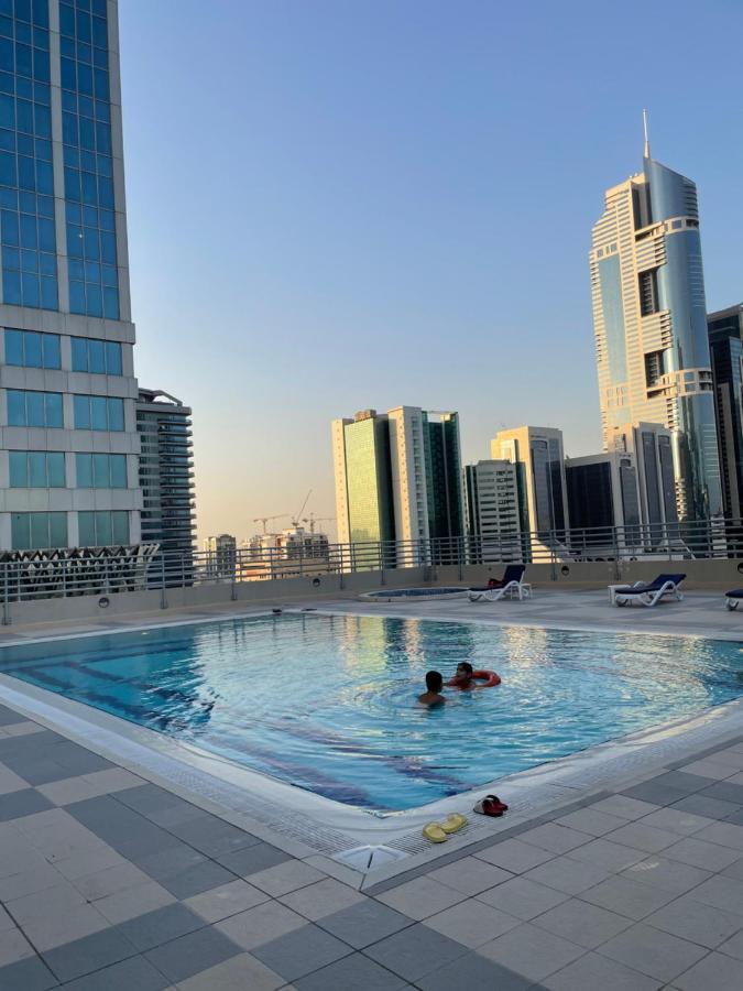 Travelers Backpackers Hostel Dubai Ngoại thất bức ảnh